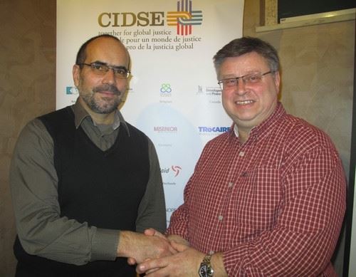 eRko's Marian Caucik (links) en CIDSE president Chris Bain (foto CIDSE)